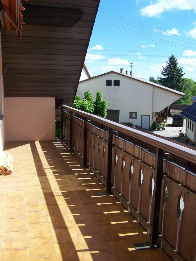 Bea'S Monteurzimmer Seckach Esterno foto